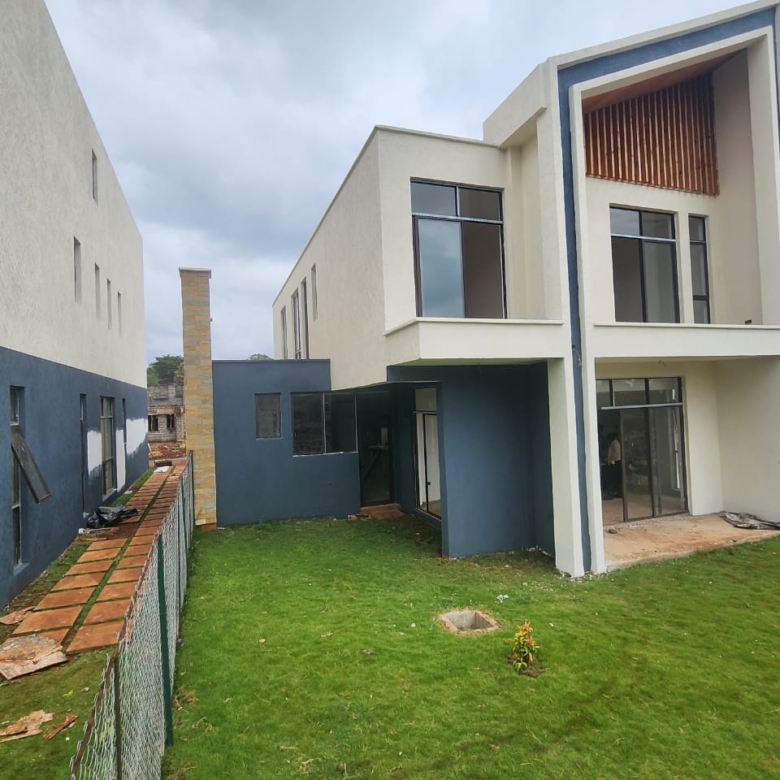 luxury townhouses Kikuyu
