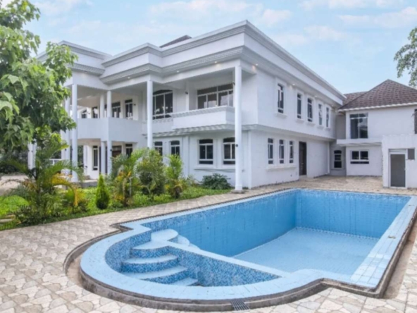 Ambassadorial 5-Bedroom Modern Maisonette for Sale in Runda, Nairobi (7)