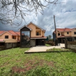 Modern 4-Bedroom All-Ensuite Maisonette (5)